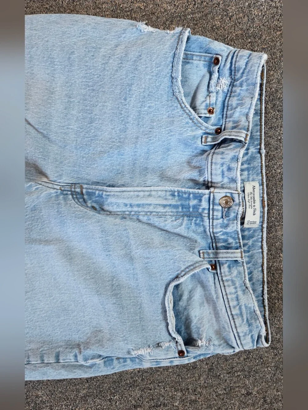 Abercrombie & Fitch Curve Love The '90s Straight Ultra High Rise Jeans 31/12R